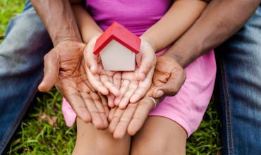 How to Buy a Home for the Holidays